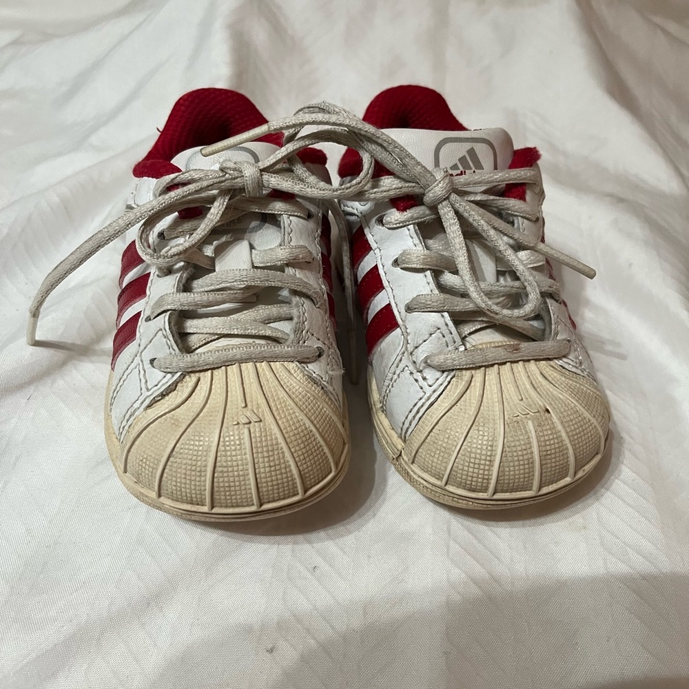 Adidas Superstar Sneakers